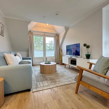 Luv &amp Lee, Whg 6 Appartement *